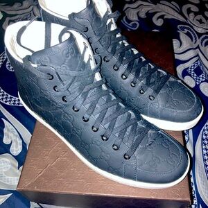 Gucci Men’s -Guccisima Black Leather Embossed Sneakers ~Size 10